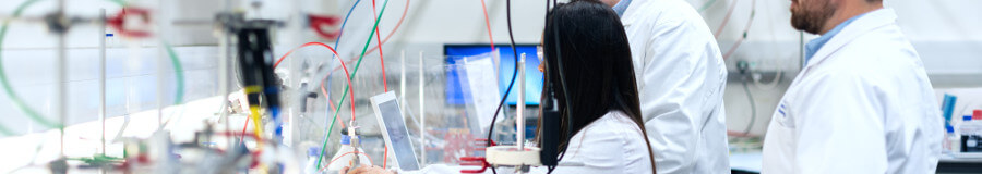 Scientists Working in Lab by ThisIsEngineering